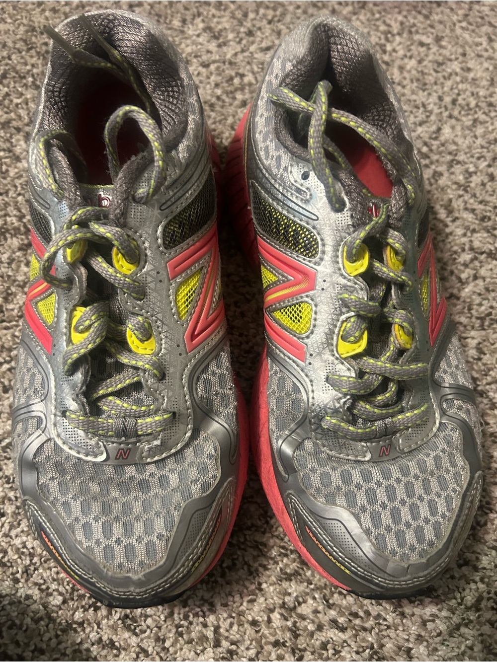 New Balance 860v4 women’s running shoes